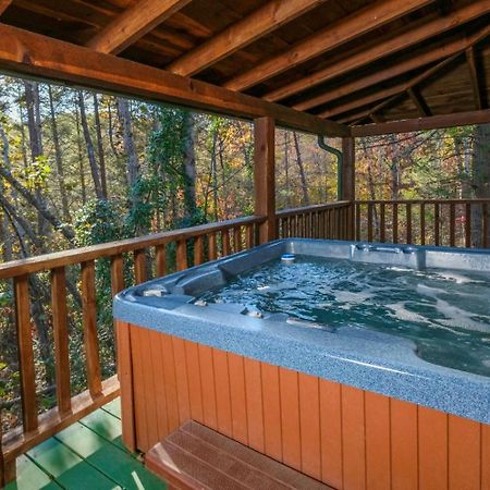 Laughing Bear Villa Pigeon Forge Eksteriør billede